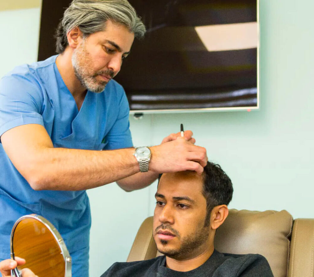 dermatologo online Serkan Aygin in una consulta whatsapp gratuita con un paziente