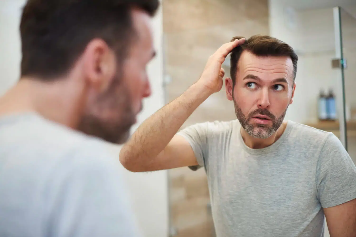 frisuren fuer geheimratsecken